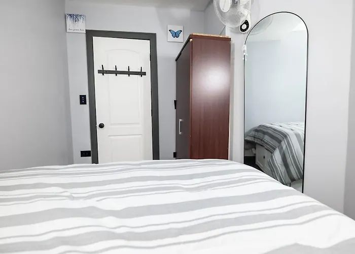 & Cozy 1-bedroom In Irving Park Chicago